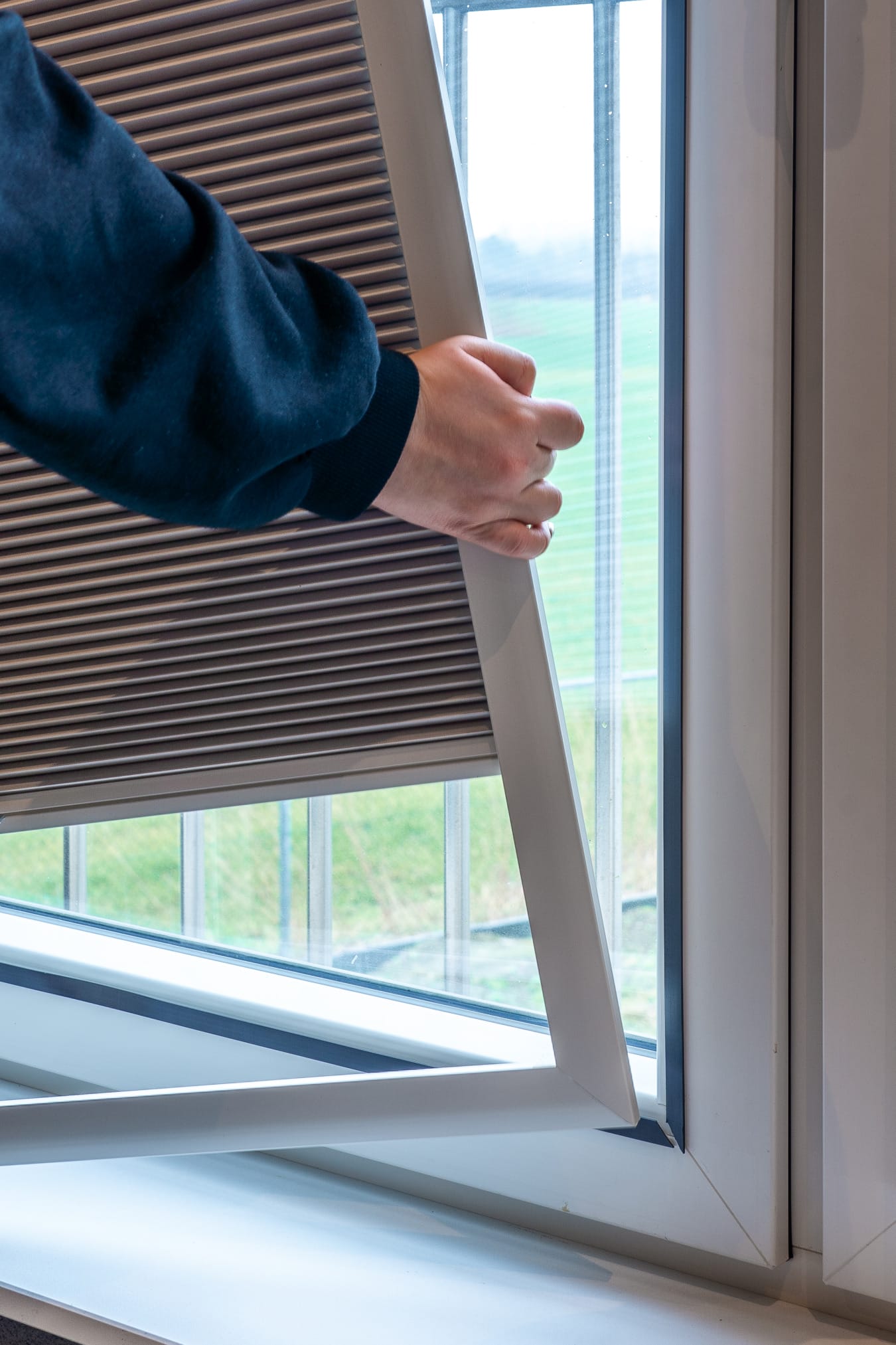 Monteren zonder boren: magneetframe